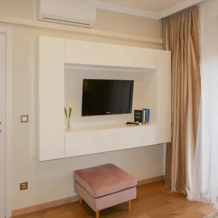 Yuna Rent - Aniene Living