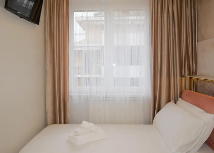 Yuna Rent - Aniene Living Apartamento